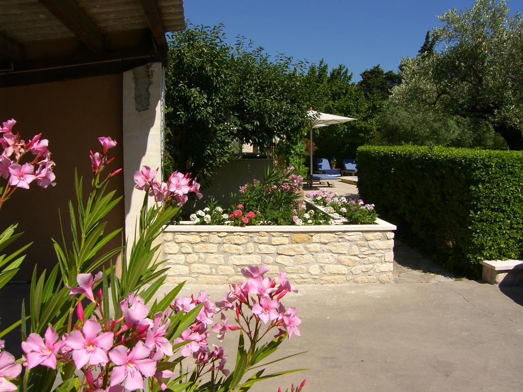 Villa Mas St Jean Noves Екстериор снимка