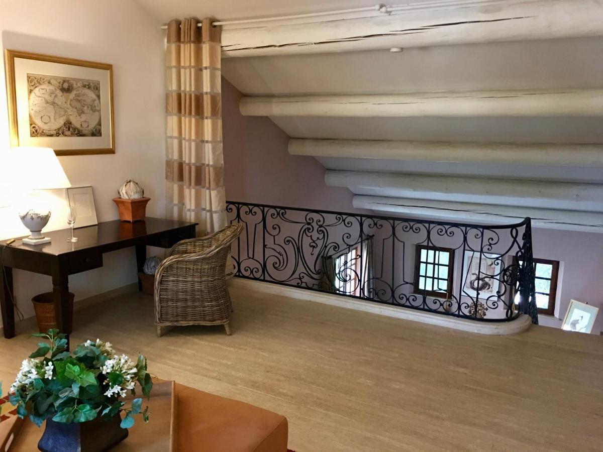 Villa Mas St Jean Noves Екстериор снимка